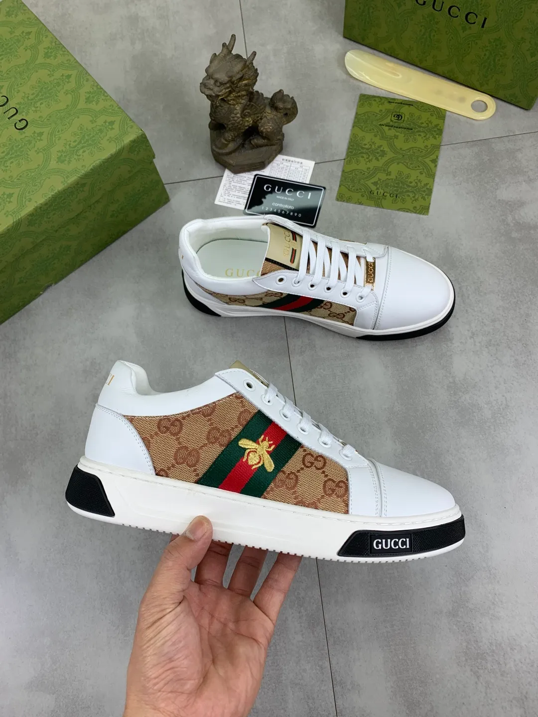 Men's shoes 💰P420💰 [New model] (GUCCI) official website's latest 🎁🎁casual and fashionable men's shoes 👟, hot style 💥 style is simple and elegant, exclusive for trendy men. Unique official website's latest brand double G elements 👑Original Gucci decoration, fashionable and generous, the fabric is original frosted calfskin ✅Fully imported first-layer pigskin lining, the official website specifies wear-resistant, lightweight original rubber casual outsole, the classic model is taken in kind at the counter🎬38-44 2️⃣ colors available